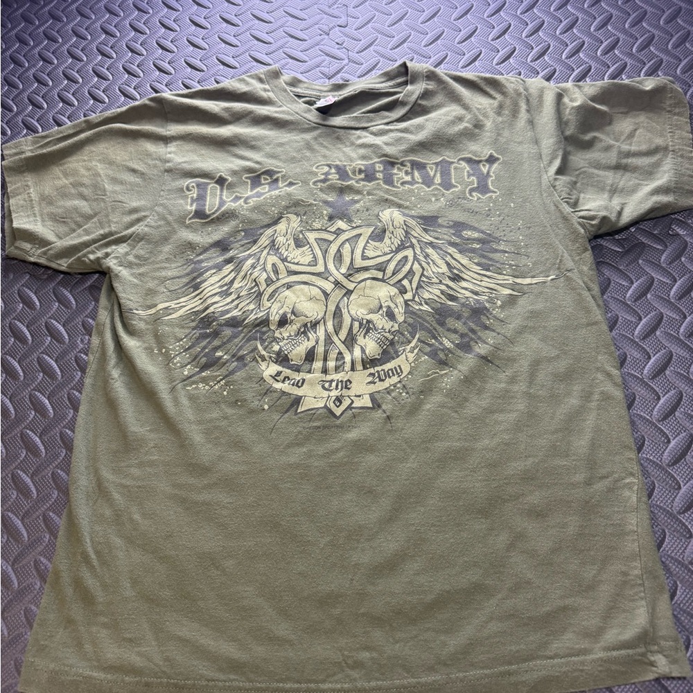 Anvil Olive Graphic Men's T-Shirt